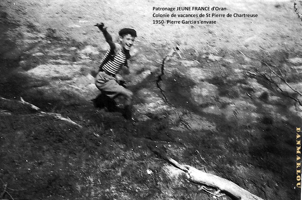 COLO JEUNE FRANCE 1950 Pierre Garcia s'envase.jpg
